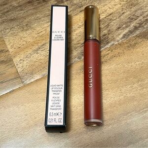 Gucci 505​ Janet ​Rust, Rouge à Lèvres Liquide Mat Lipstick NIB, transfer proof